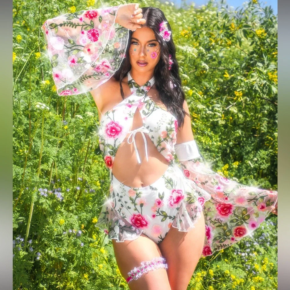 Floral RAVE bodysuit outfit - Picture 1 of 4